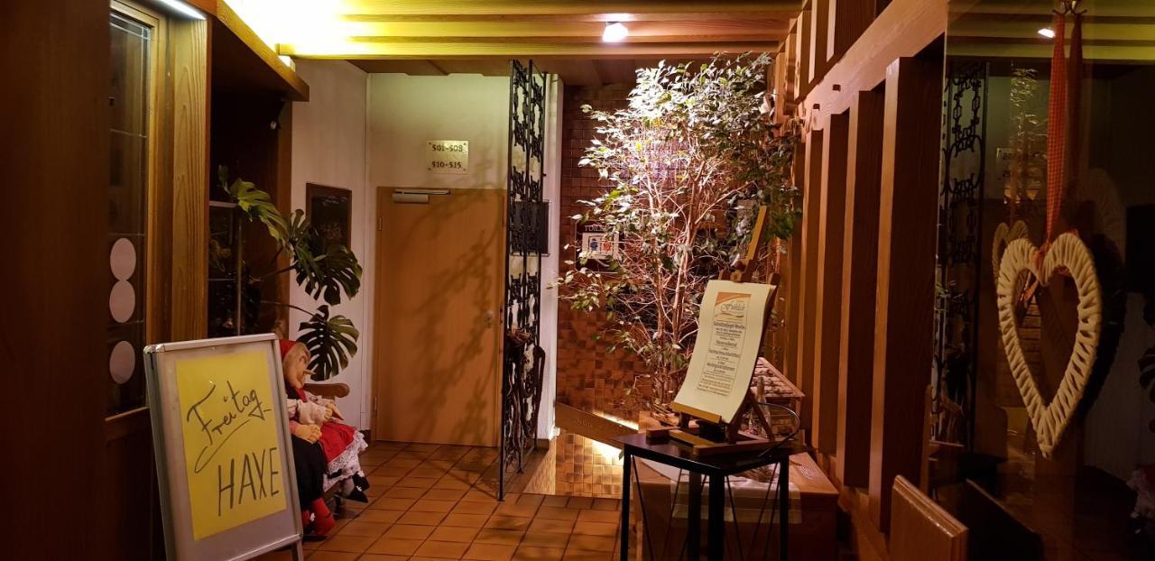 Hotel-Restaurant Froehlich Kaiserslautern Esterno foto